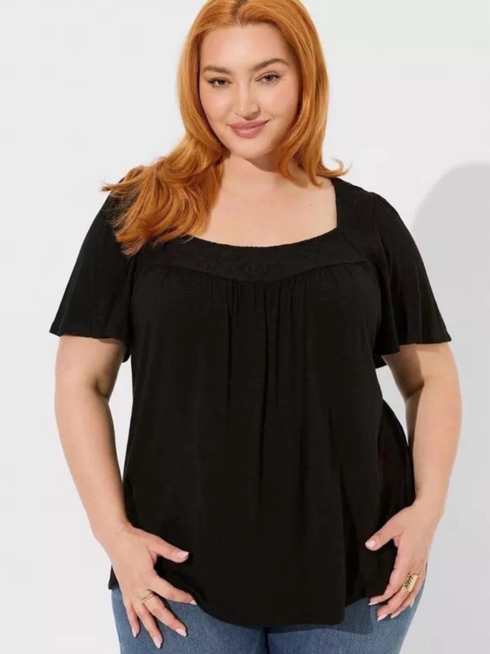 🖤TORRID • Textured Jersey Lace Inset Top